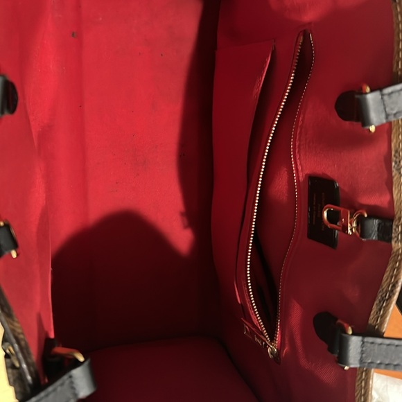 Authentic Louis Vuitton onthego MM reverse - Picture 11 of 16